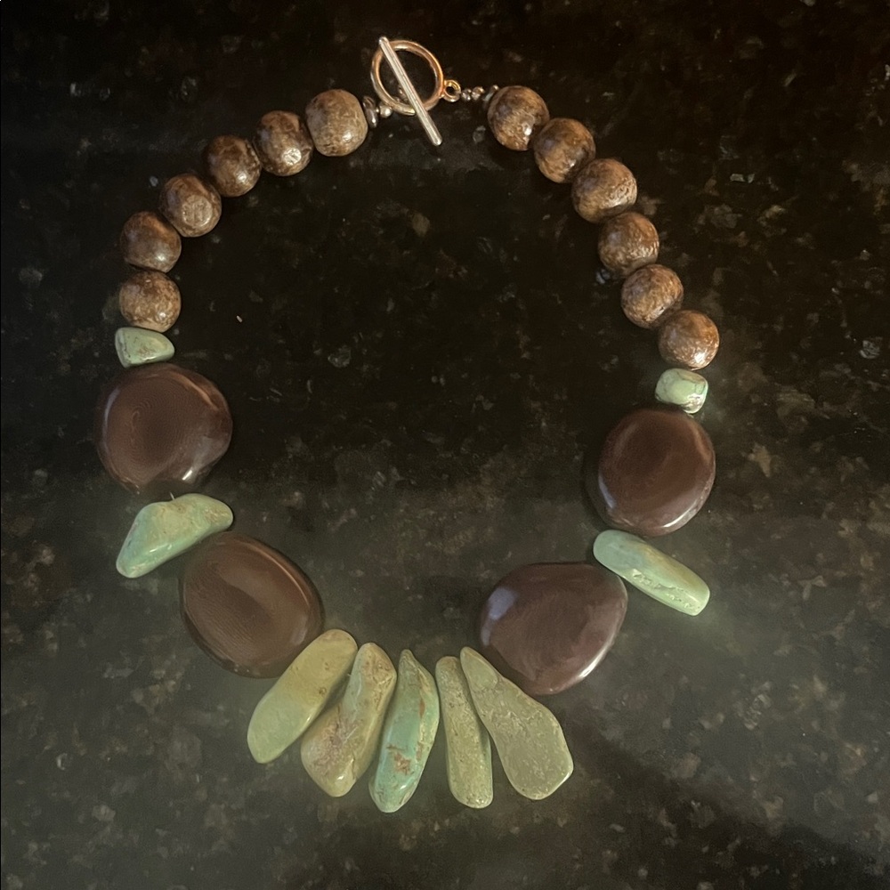 Elegant Brown and Green Beaded Necklace